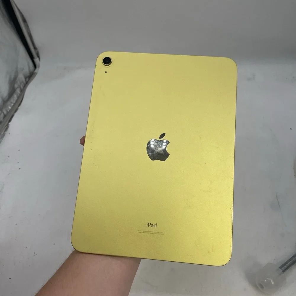 Apple iPad 10th Gen A2696 64GB Wi-Fi Only Yellow For Parts Minor Cracked Screen